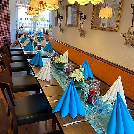 Bavaria فندق 3*